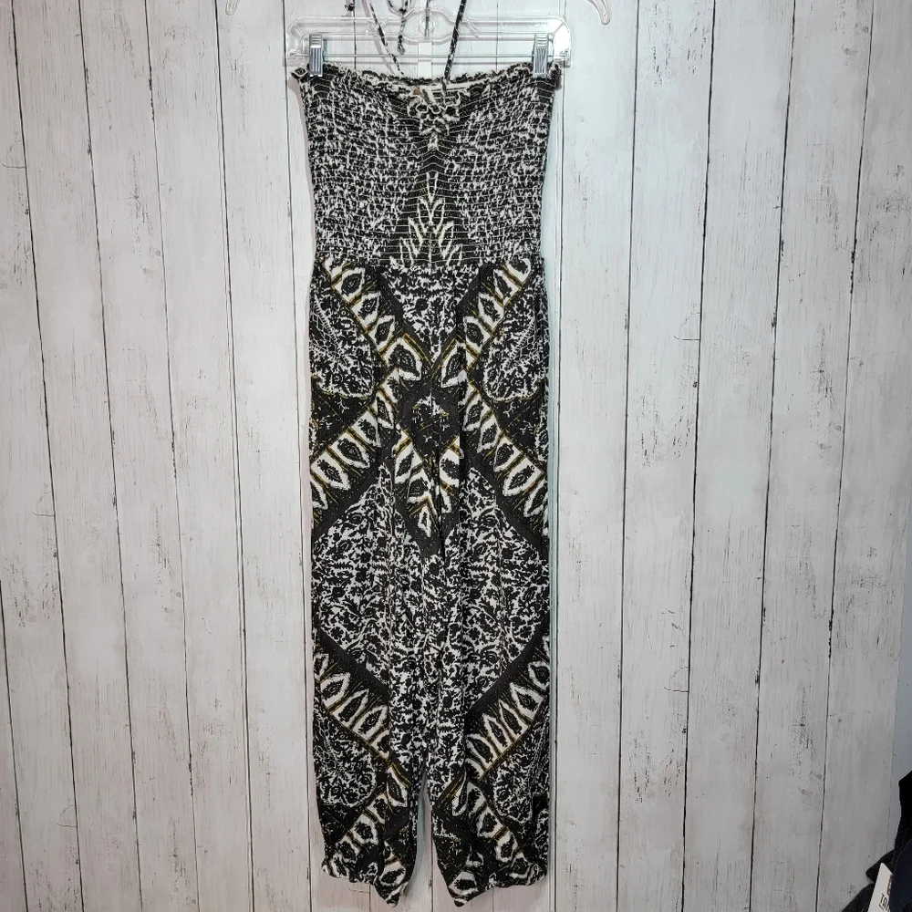 Free People Balloon Gauzy Smocked Jumpsuit Size S Black Tribal Pockets Halter. - Picture 3 of 11